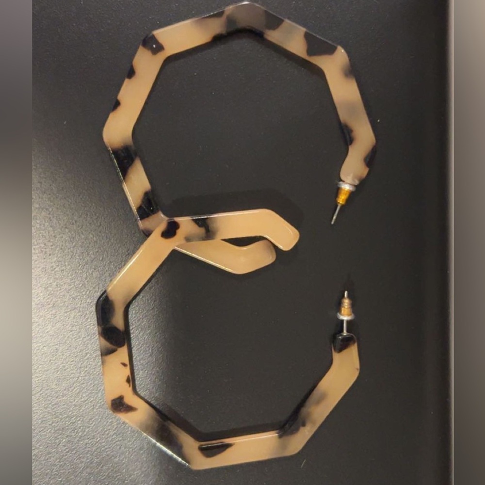 Tortoise Shell Hoop Earrings